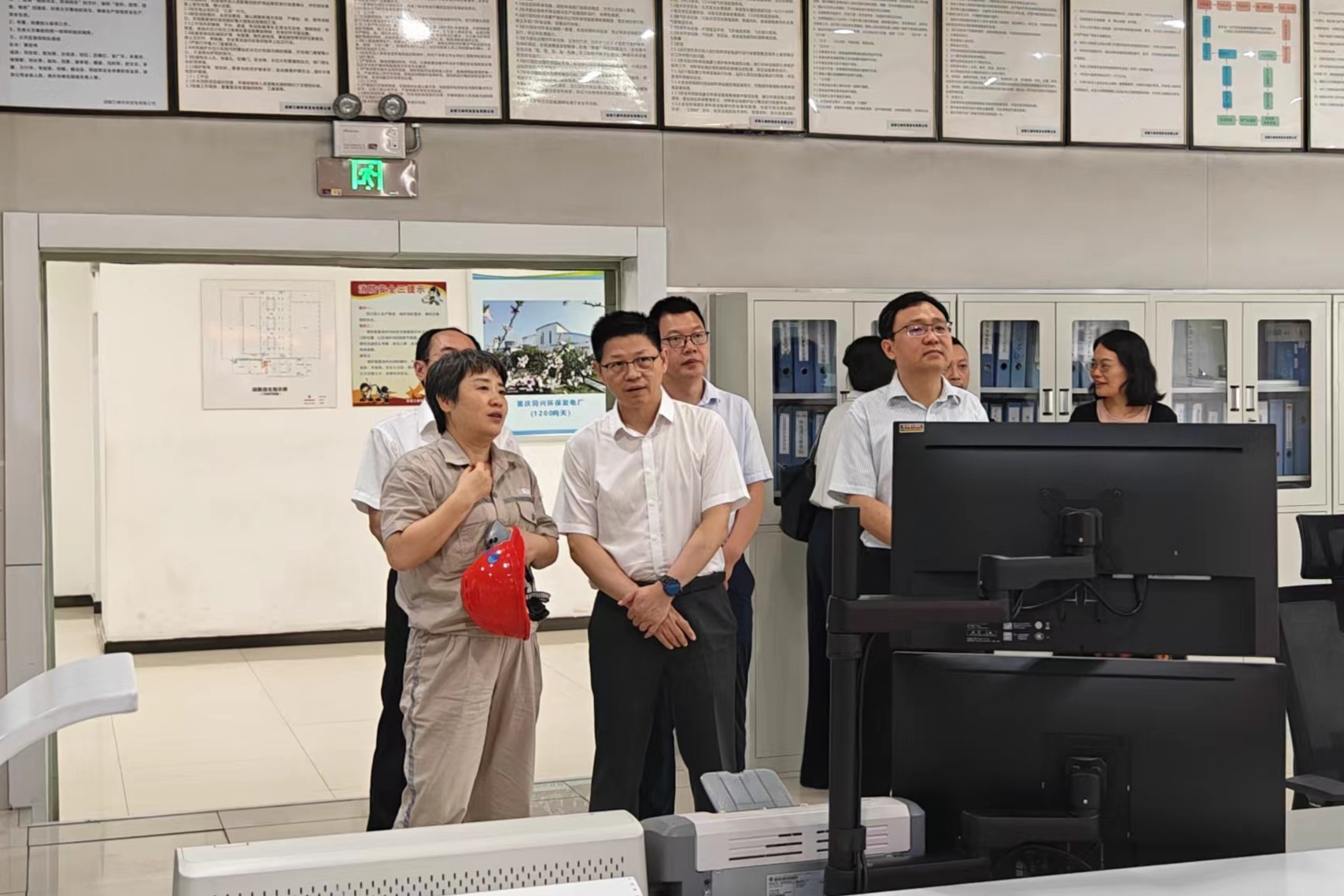 國(guó)家發(fā)改委價(jià)格司調(diào)研圖片 (2).jpg 國(guó)家發(fā)改委價(jià)格司調(diào)研圖片 (2).jpg